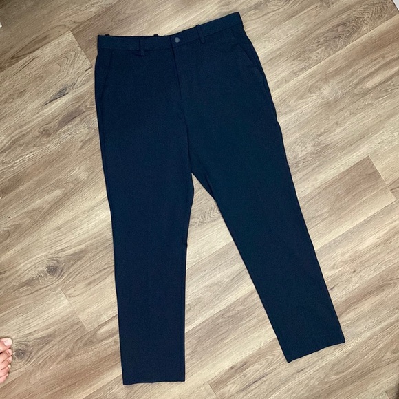 Uniqlo Other - UNIQLO dry-ex ultra stretch ankle pants, Mens Medium, color navy blue